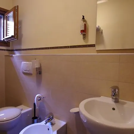 Maison Juliette לינה וארוחת בוקר 4*