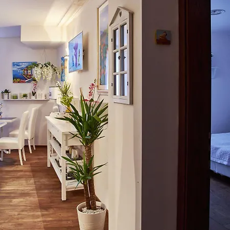 Maison Juliette לינה וארוחת בוקר